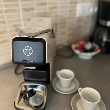 Casa Biba Lägenhet Torri Del Benaco