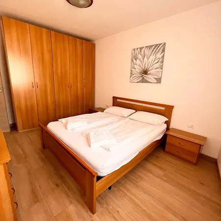 Casa Biba Lägenhet Torri Del Benaco