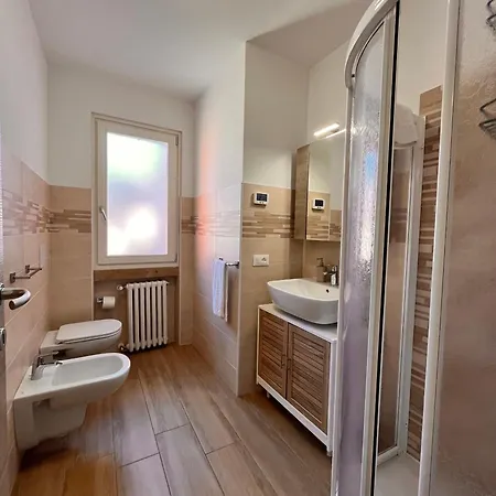 Lägenhet Casa Biba Torri Del Benaco